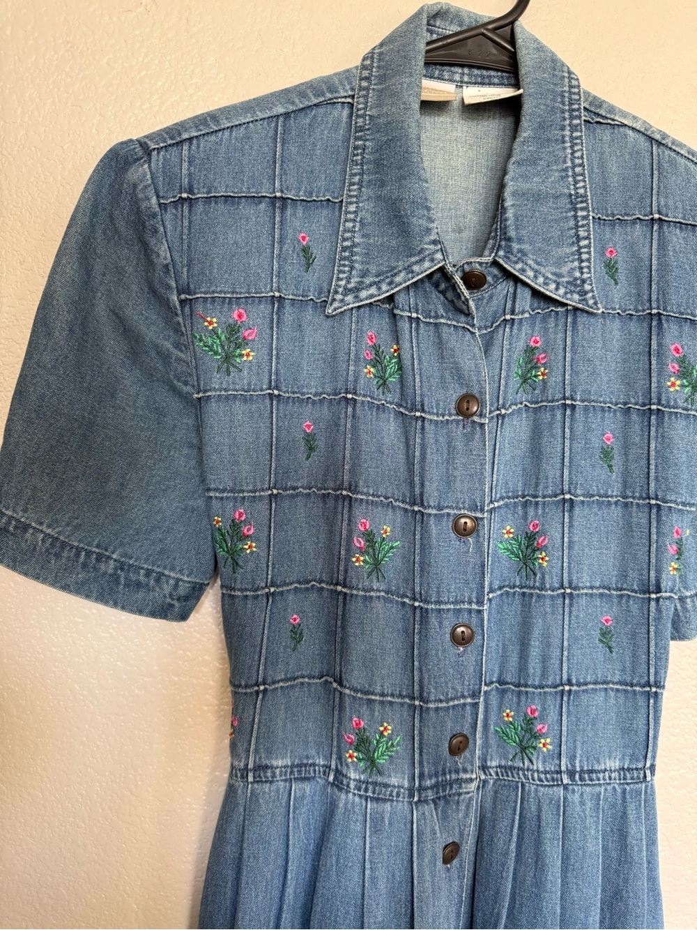 Authentic Vintage 90s Embroidered Floral Pintuck Cottagecore Denim Dress